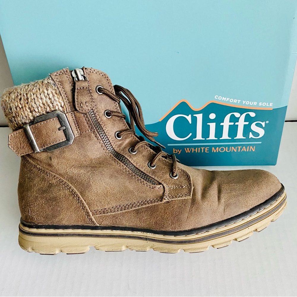 Cliffs By White Moutain Kelsie Lace Up Boots